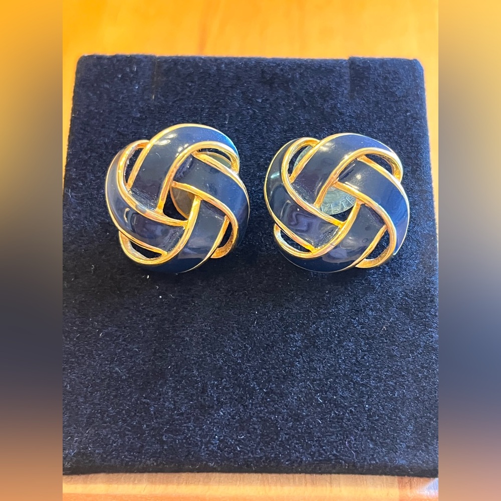 Napier Vintage Gold Navy Blue French Knot Earrings pierced